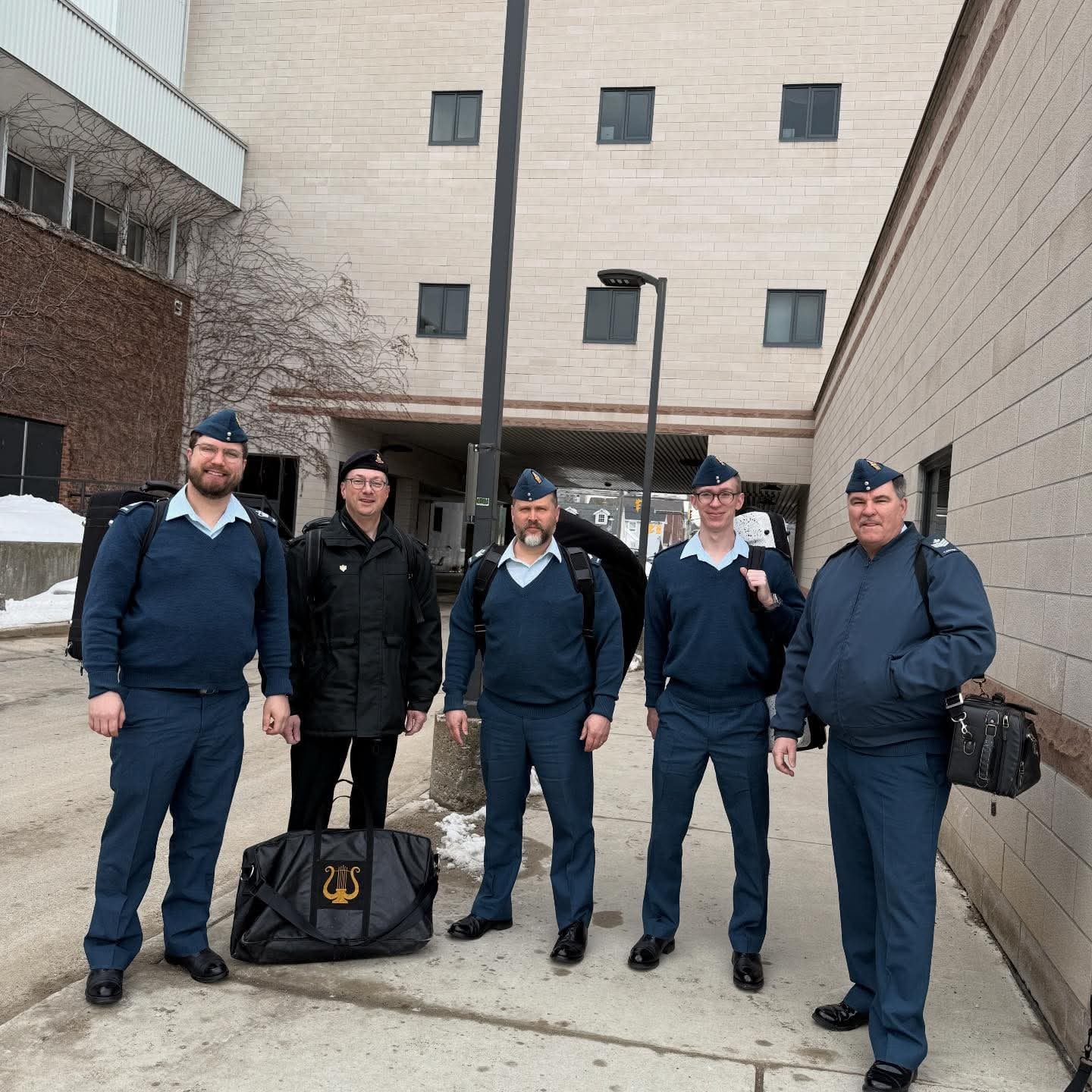 The Spitfire Brass Quintet has arrived and will be very busy at Laurier today, on top of rehearsals and a concert with the Wellington Wind Symphony this weekend! We are so thrilled to have the opportunity to work with these fine musicians!
Come see (and hear) for yourselves!
🗓️ March 1st, 3:00 PM
📍 Knox Presbyterian Church (50 Erb St, W, Waterloo)
🅿️ FREE Parking!
🎟️ Tickets available at:
www.wellingtonwindsymphony.ca