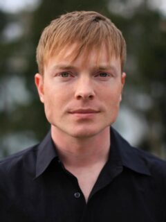 One of the composers featured in our upcoming concert is John Mackey.
“John Mackey (he/him) has written for orchestras (Brooklyn Philharmonic, New York Youth Symphony), theater (Dallas Theater Center), and extensively for dance (Alvin Ailey American Dance Theater, Parsons Dance Company, New York City Ballet), but the majority of his work for the past decade has been for wind ensembles (the fancy name for concert bands), and his band catalog now receives annual performances numbering in the thousands.”
Read more about John Mackey here: https://www.johnmackey.com/biography
We are confident that you will love his music as much as we will love performing it for you!
🗓️April 24, 2026, 7:30 PM
📍WLU Theatre Auditorium
75 University Avenue W., Waterloo
🎟️Tickets: wellingtonwindsymphony.ca